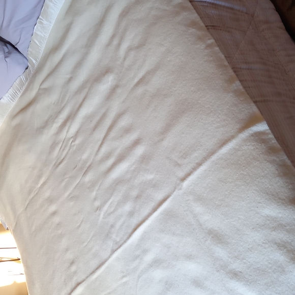 Vintage beige wool blanket - Picture 4 of 5